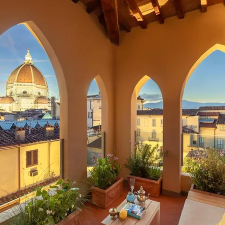 Alojamento de Acomodação e Pequeno-almoço Residenza D'epoca Visacci Valori Rooftop