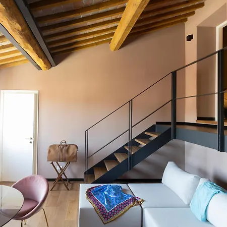 Alojamento de Acomodação e Pequeno-almoço Residenza D'epoca Visacci Valori Rooftop